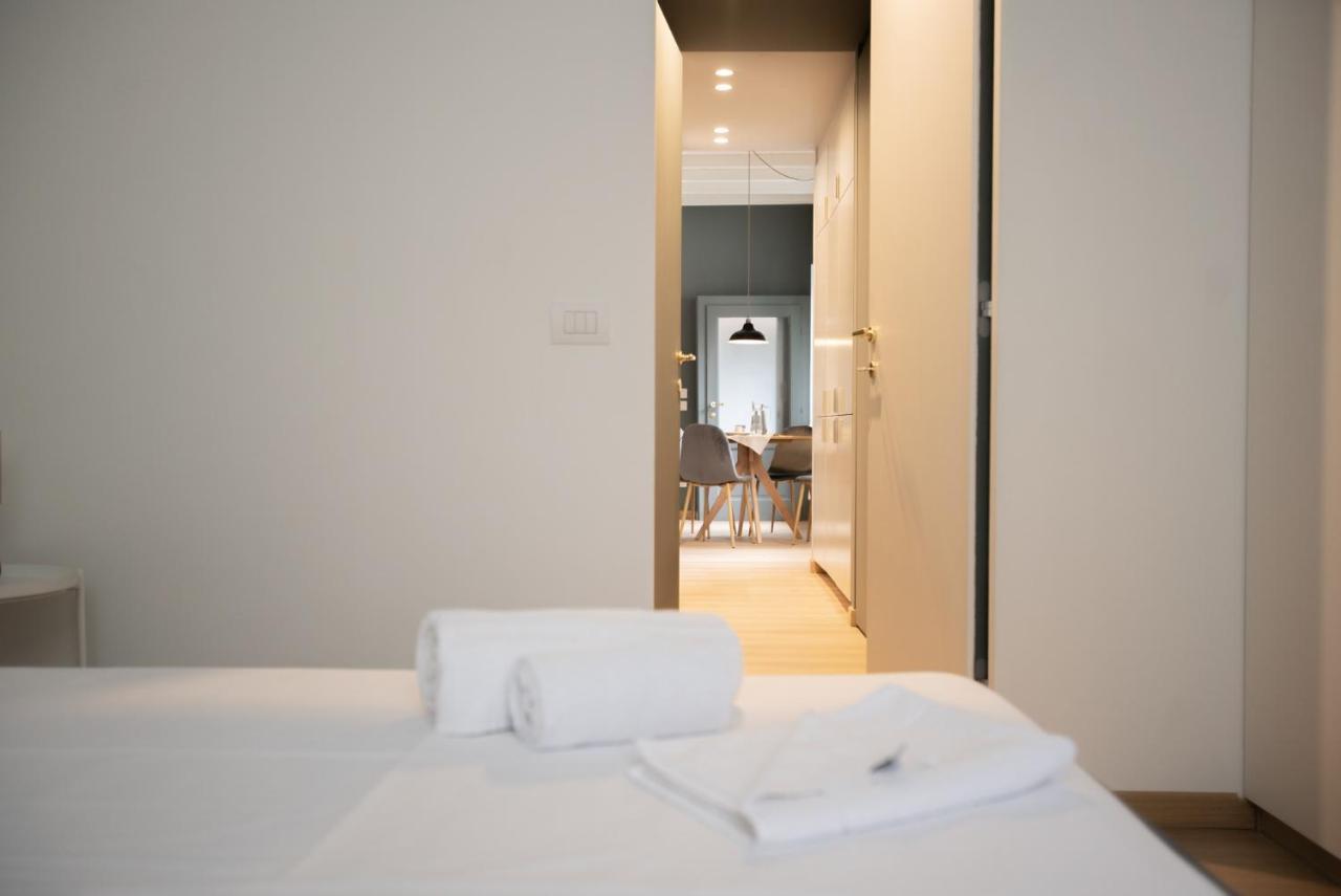 Ferienwohnung Easylife - Lusso E Tradizione In Sant'Ambrogio Mailand Exterior foto